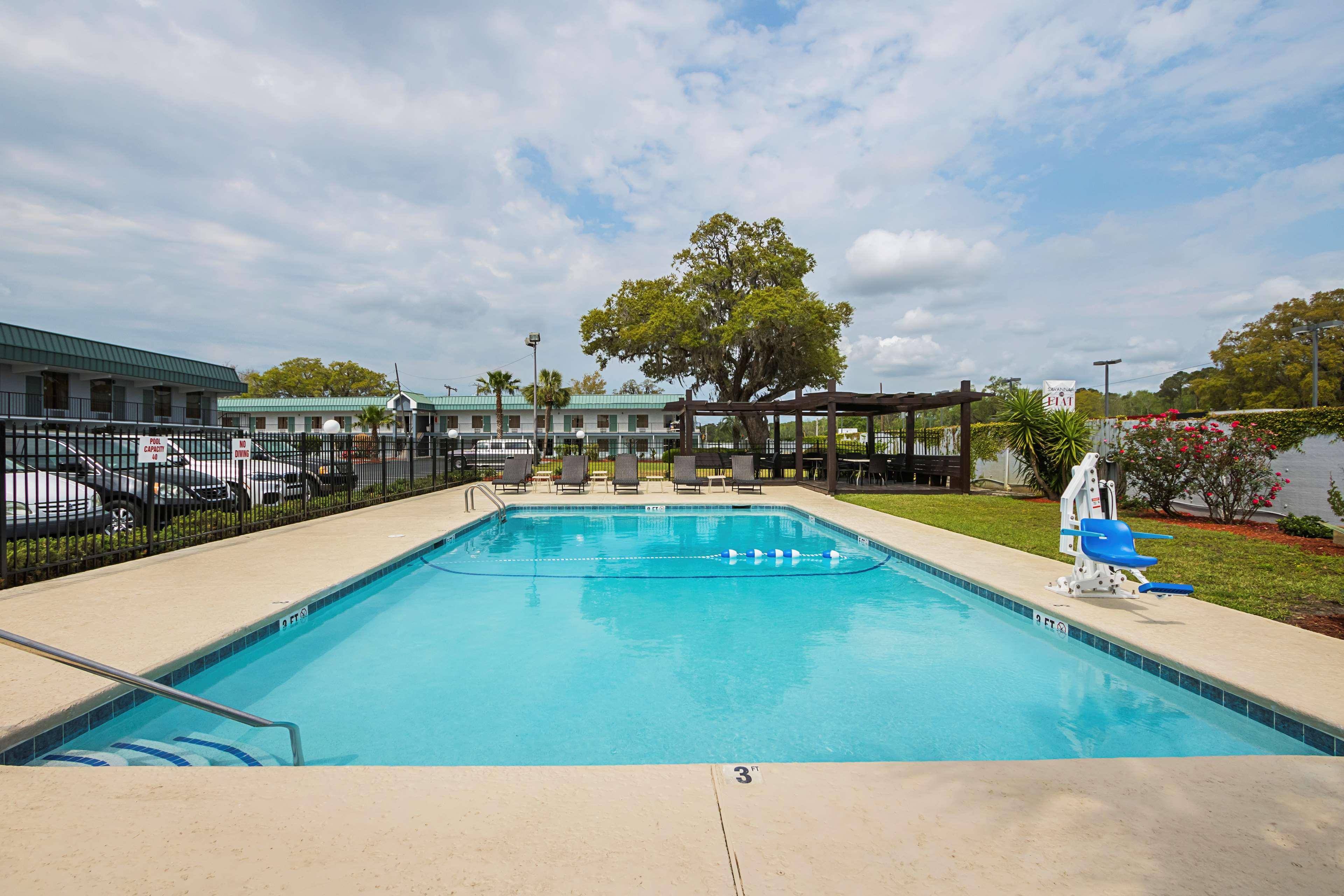 Best Western Central Inn Savannah Exterior foto