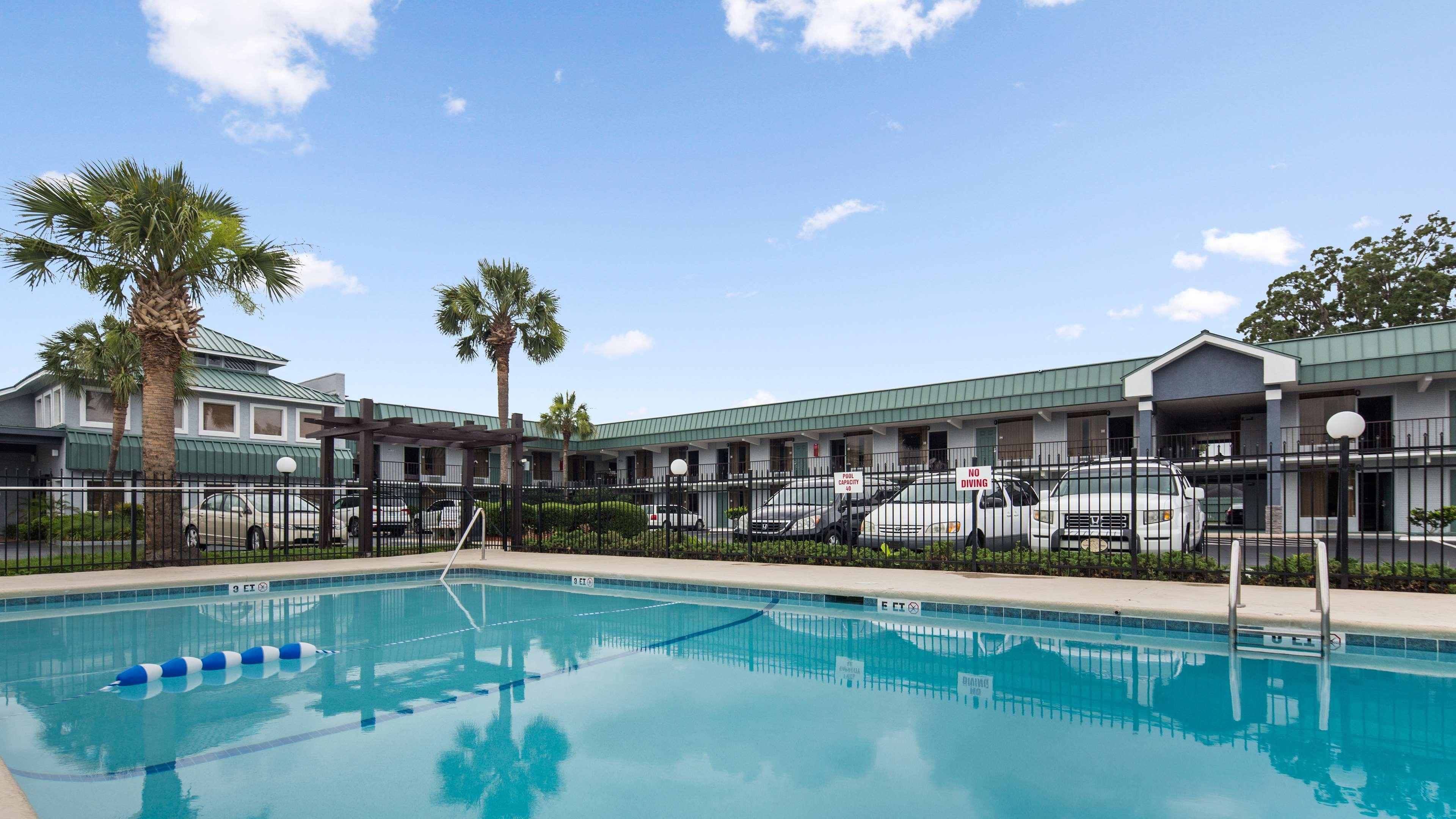 Best Western Central Inn Savannah Exterior foto